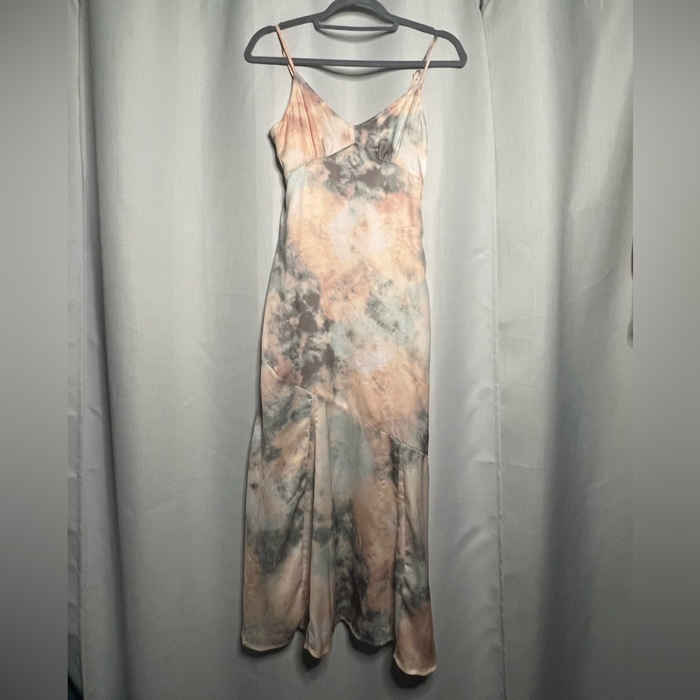 Saltwater Luxe Sharice Watercolor Satin Midi Dress XS - Picture 2 of 9